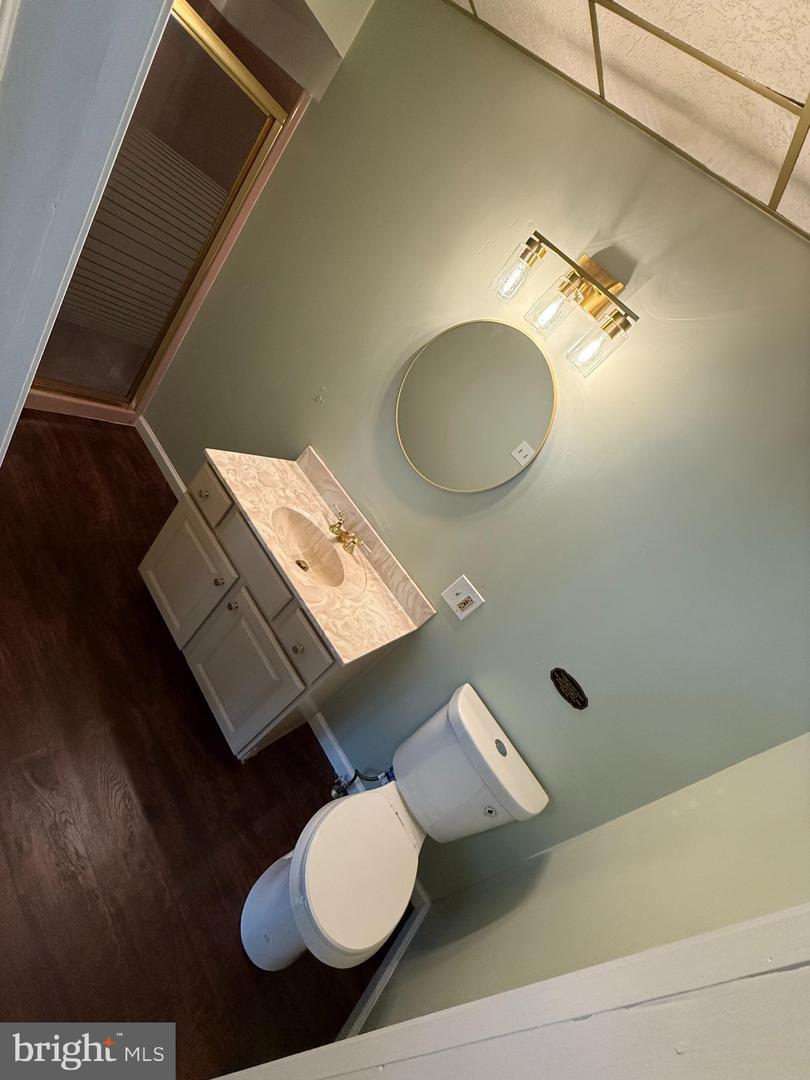 132 E Main St #apt 2 Property Photo 15