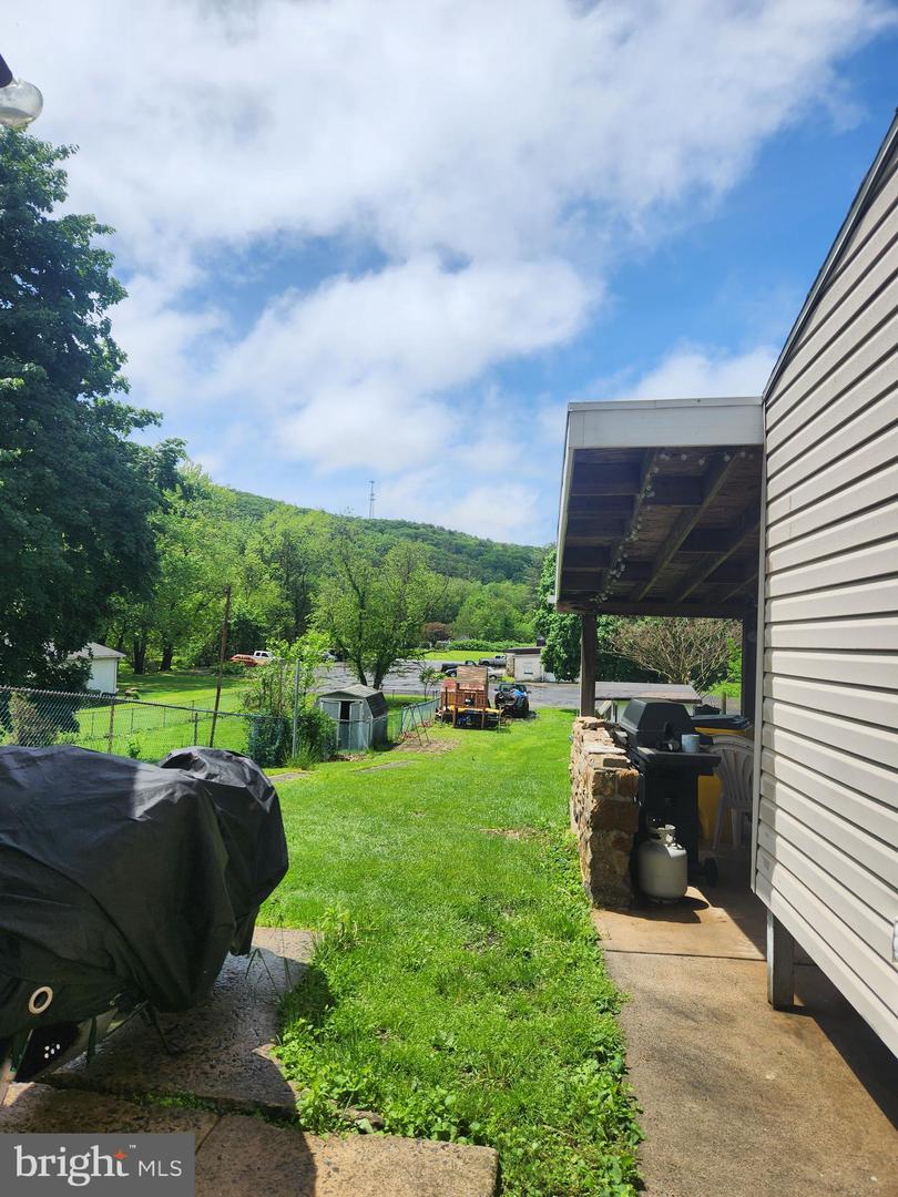 406 Parkway Property Photo 19