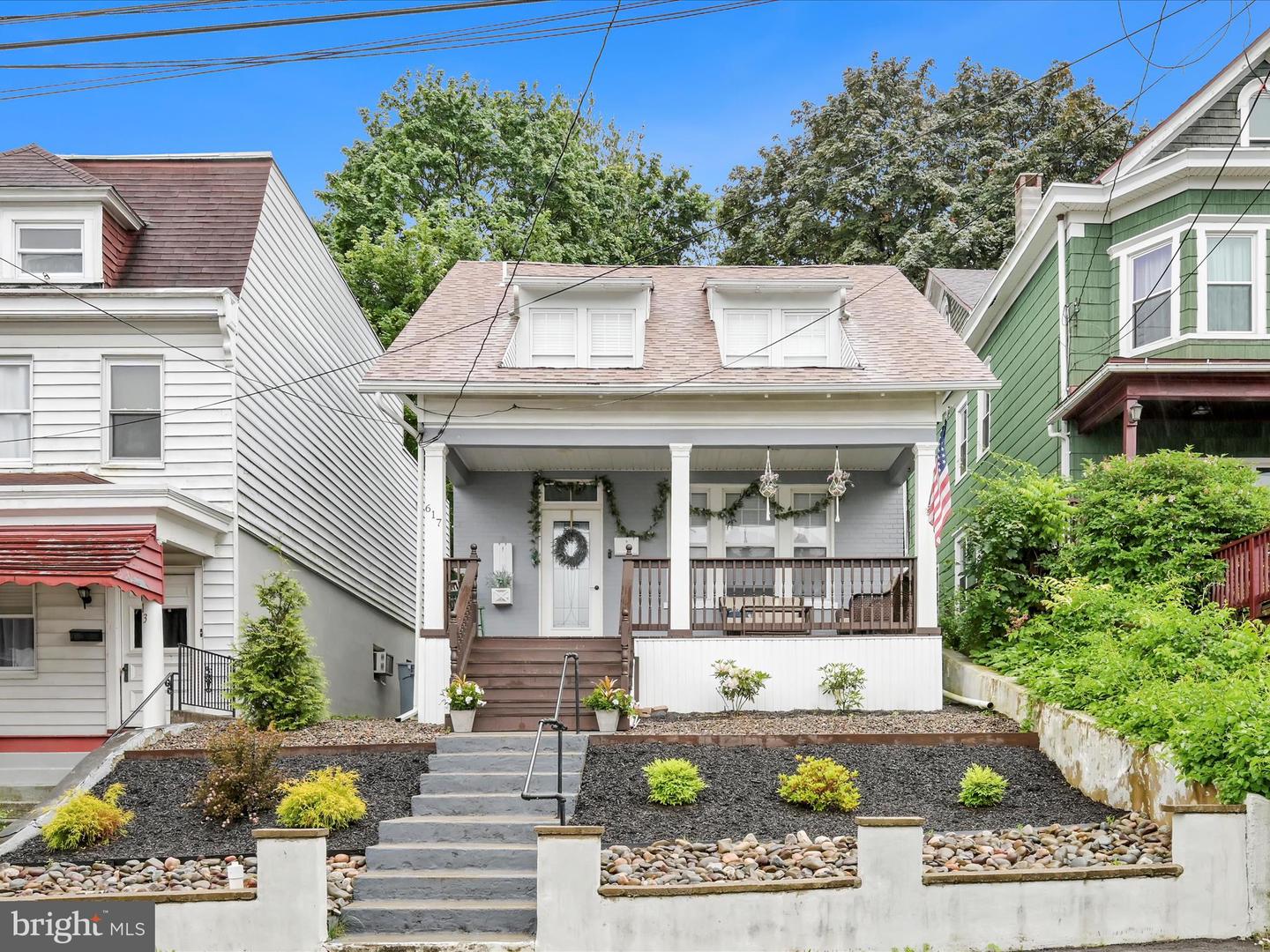 617 Schuylkill Ave Property Photo 1