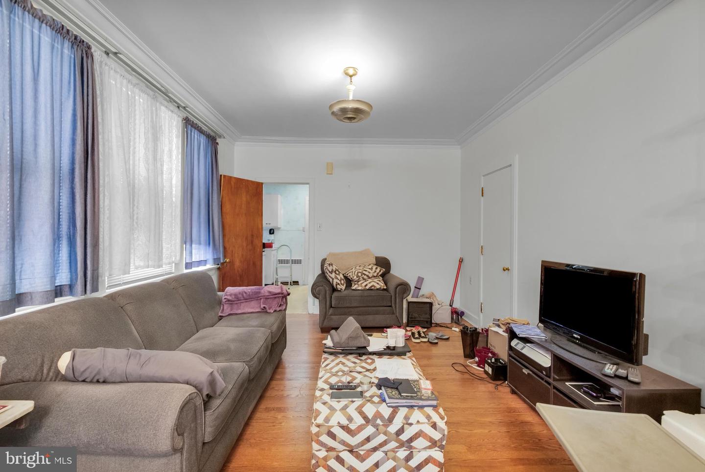 1734 W Market St Property Photo 54