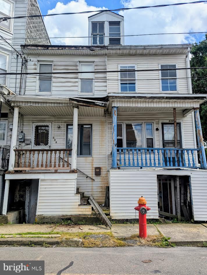 536 - 538 W Spruce St Property Photo 1