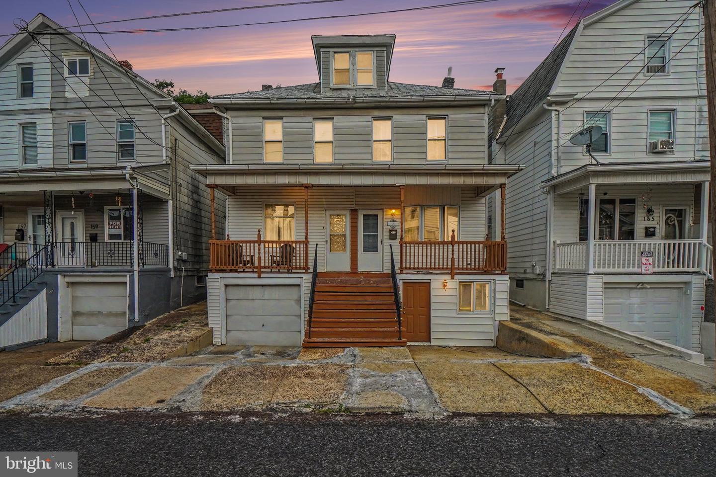 163 Schuylkill Ave Property Photo 1
