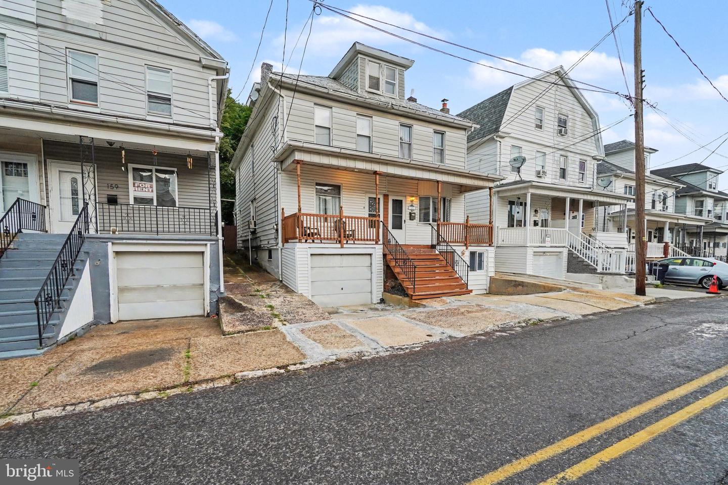 163 Schuylkill Ave Property Photo 3