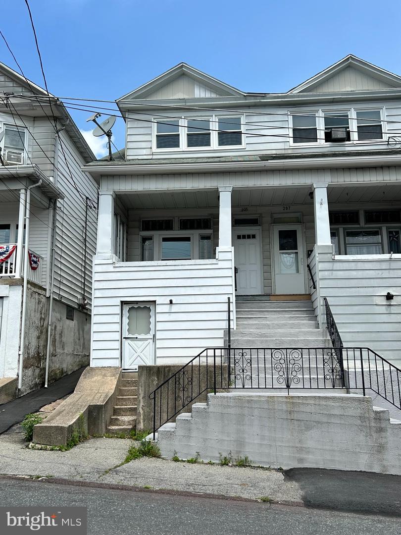 205 Schuylkill Ave Property Photo 1