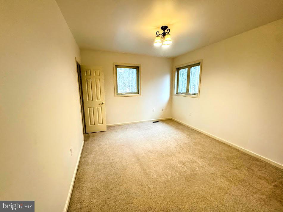 55 Conyngham Dr Property Photo 39