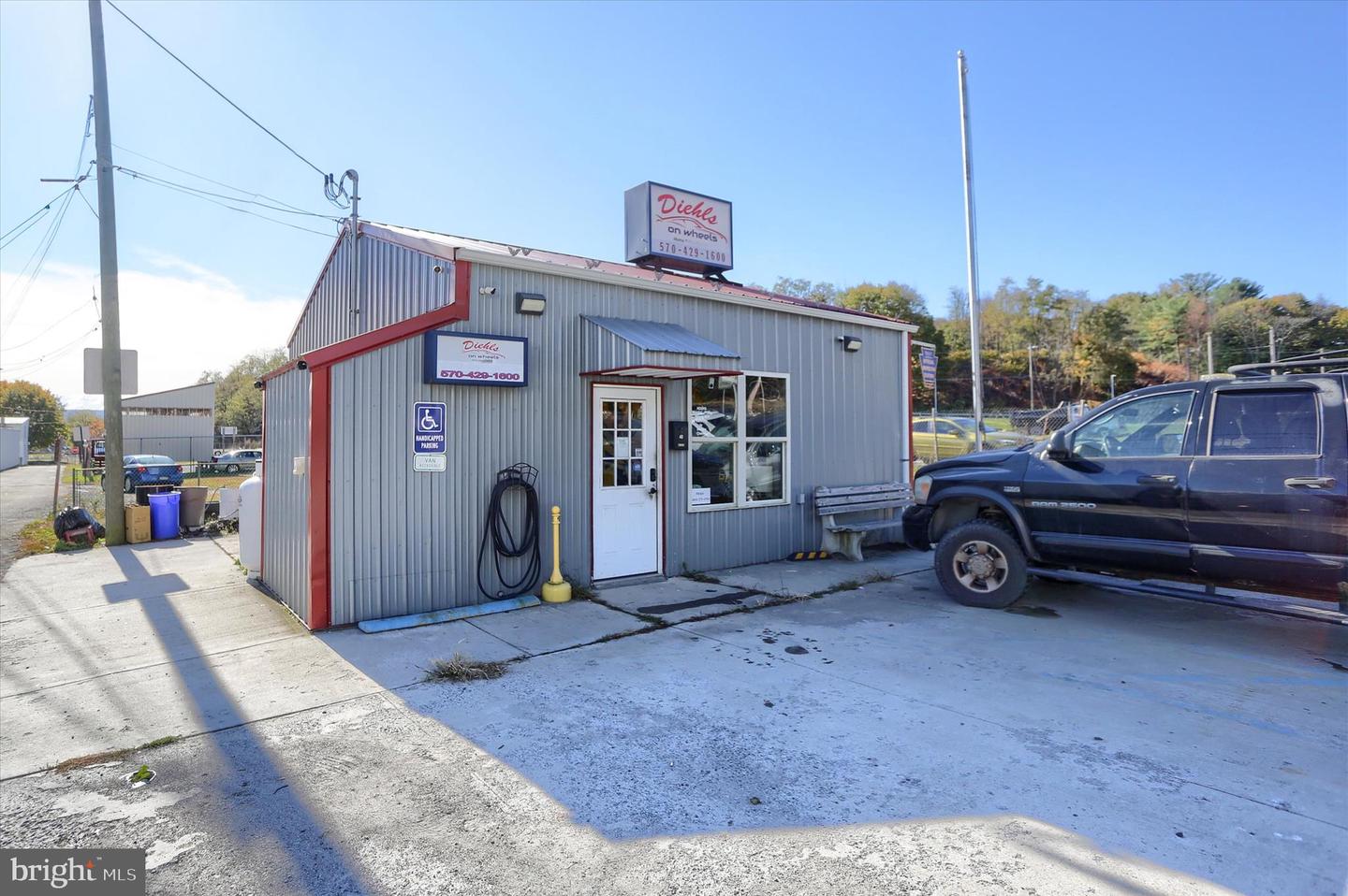 40 N 4TH ST
