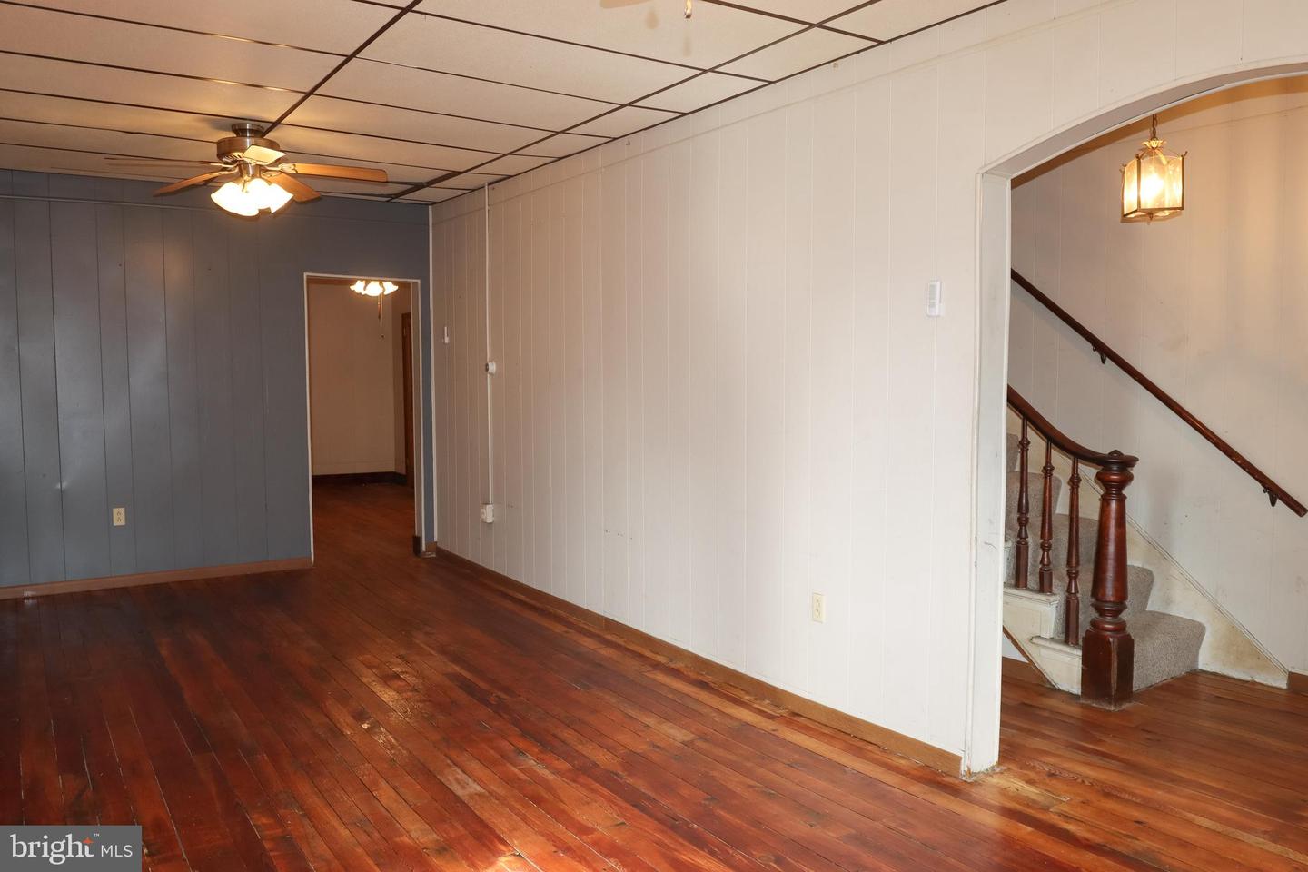 305 Dock St Property Photo 5