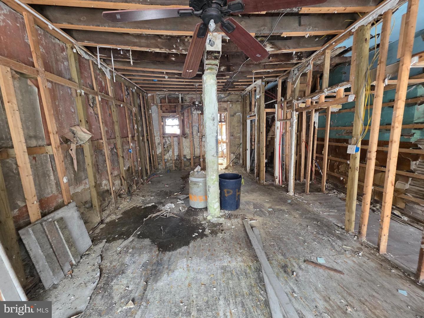 426 Centre St Property Photo 6