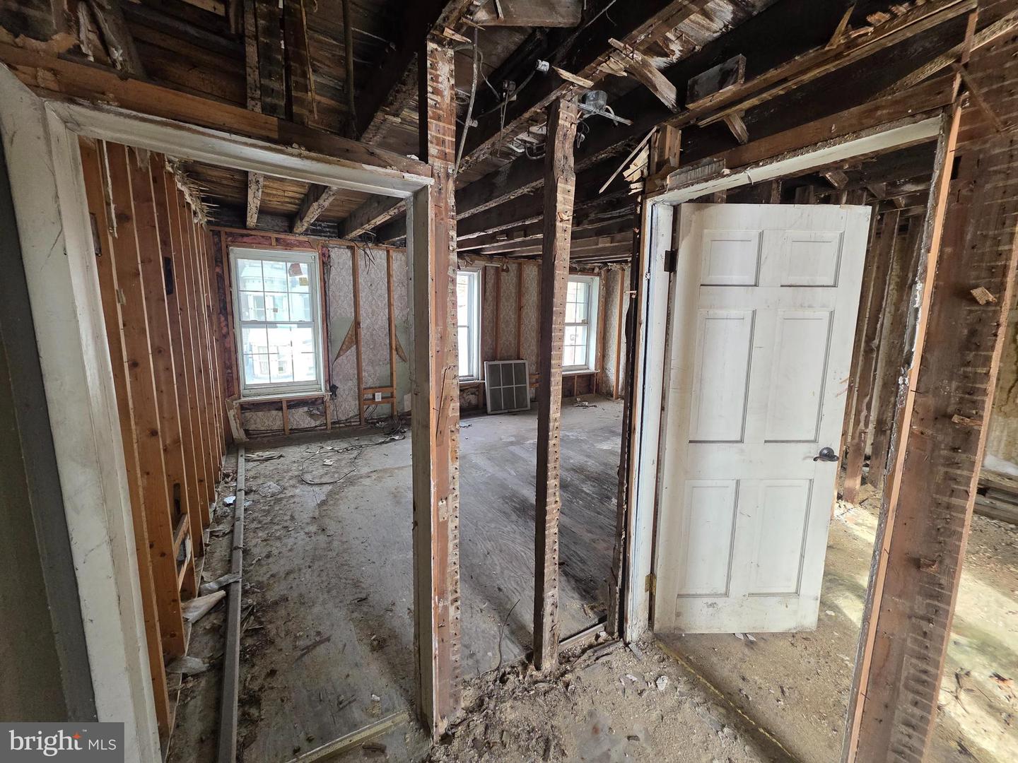 426 Centre St Property Photo 17