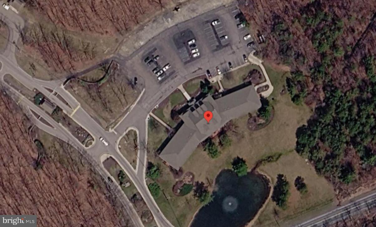 1 Country Club Dr Property Photo 1