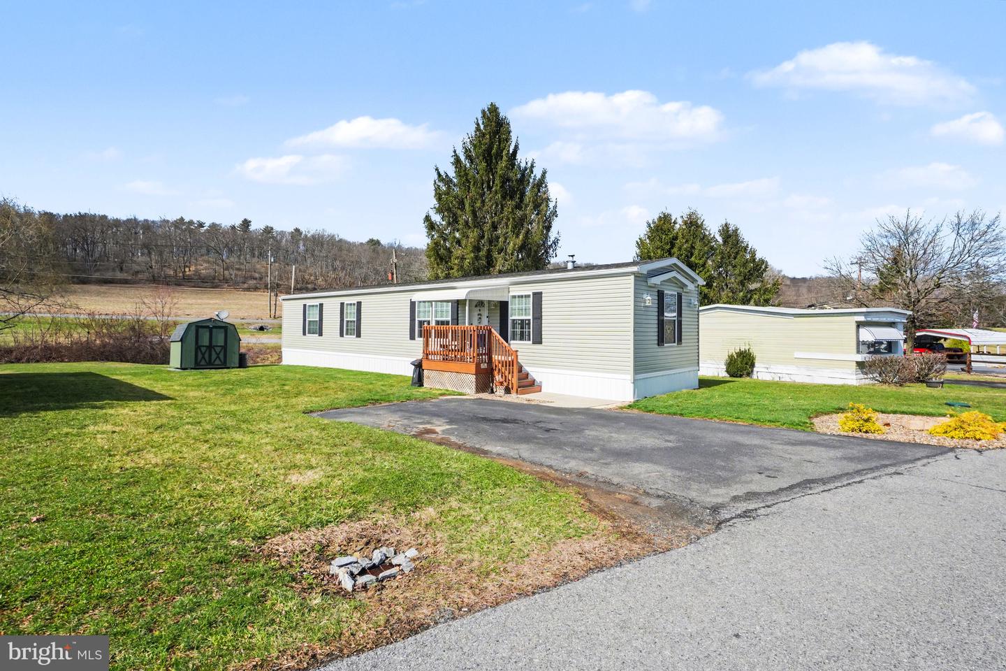 1b Frieden Mnr Property Photo 1