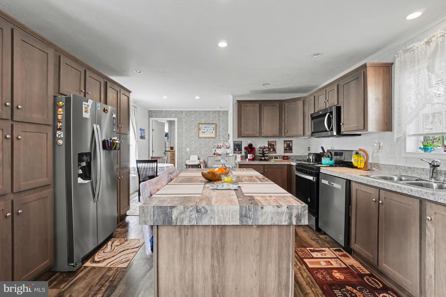 1b Frieden Mnr Property Photo 2