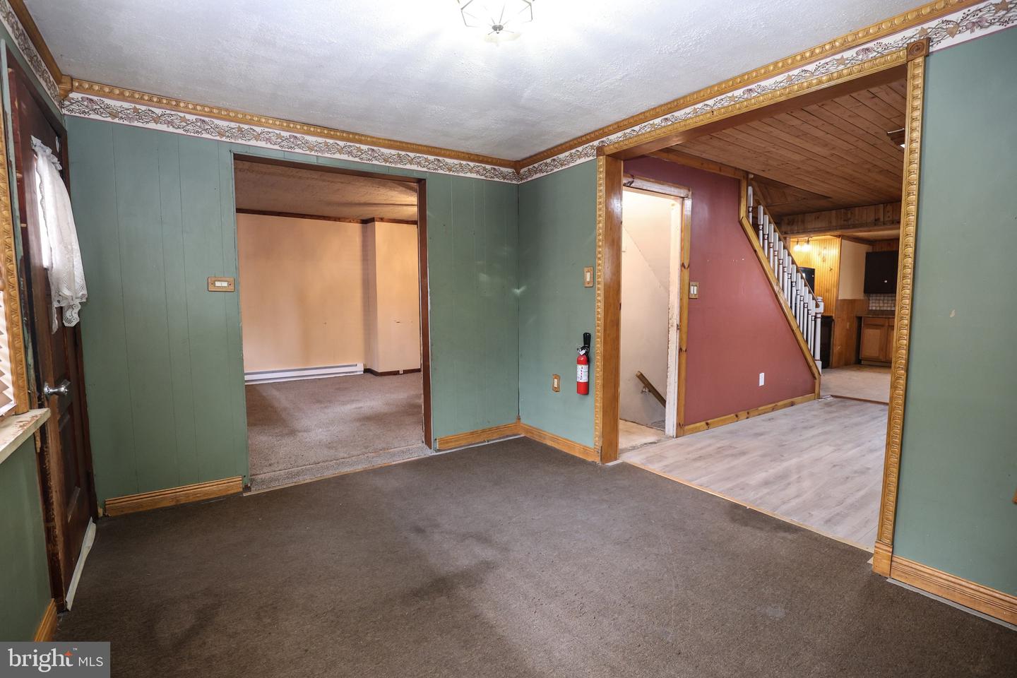 128-30 Spruce St Property Photo 6
