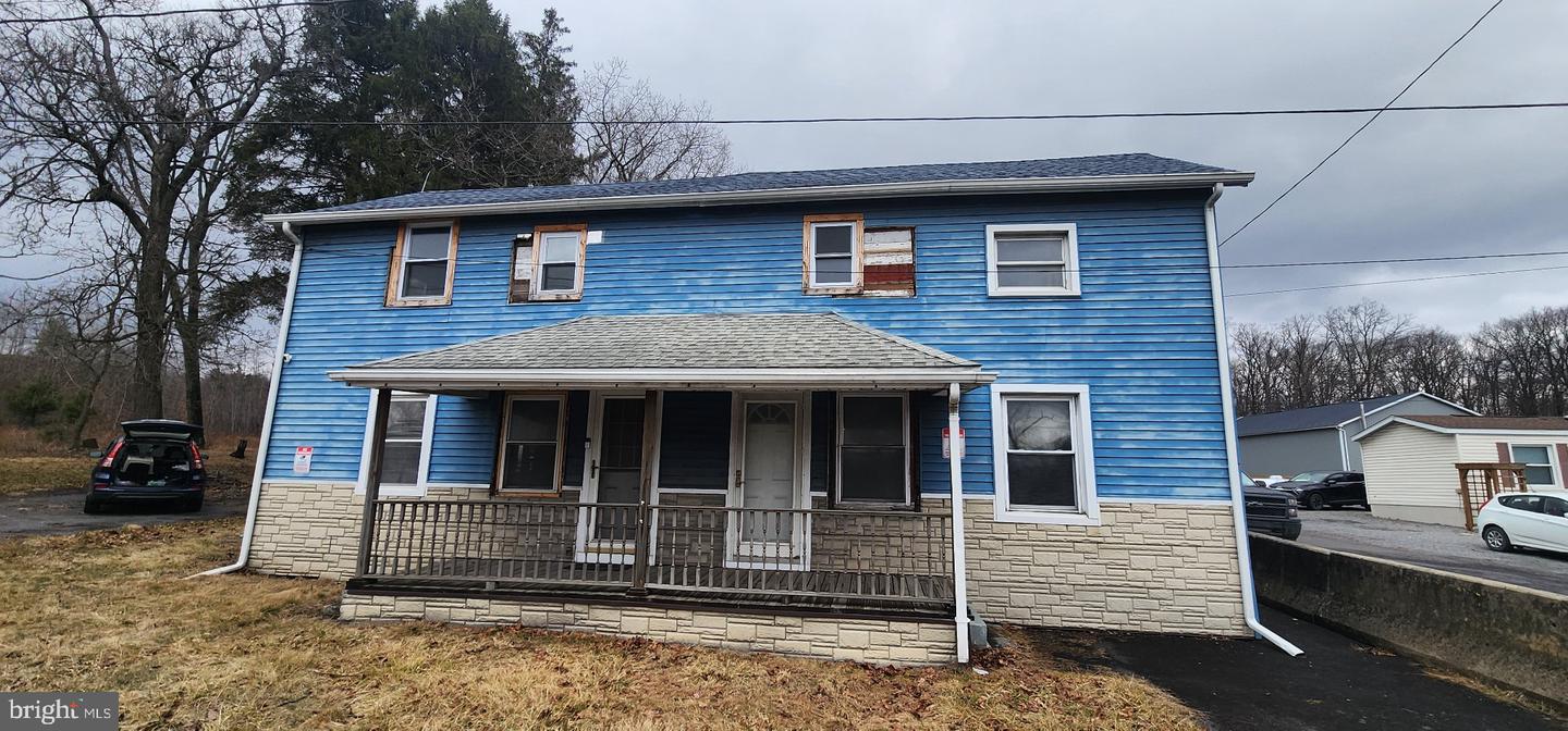 2014 W Center St Property Photo 1