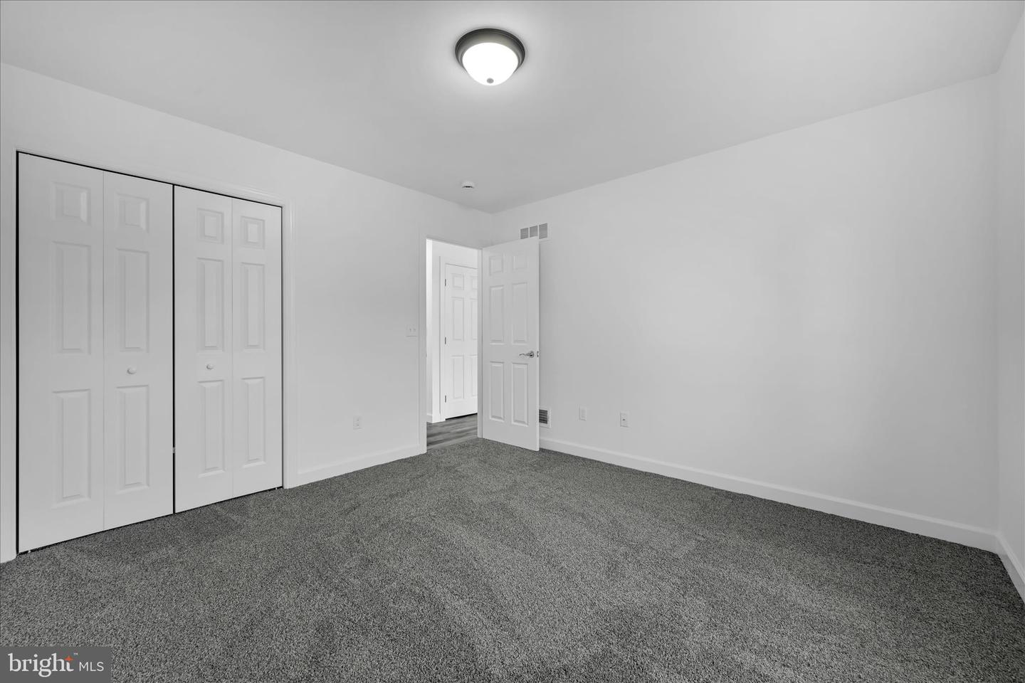 1013 Indian Dr Property Photo 17