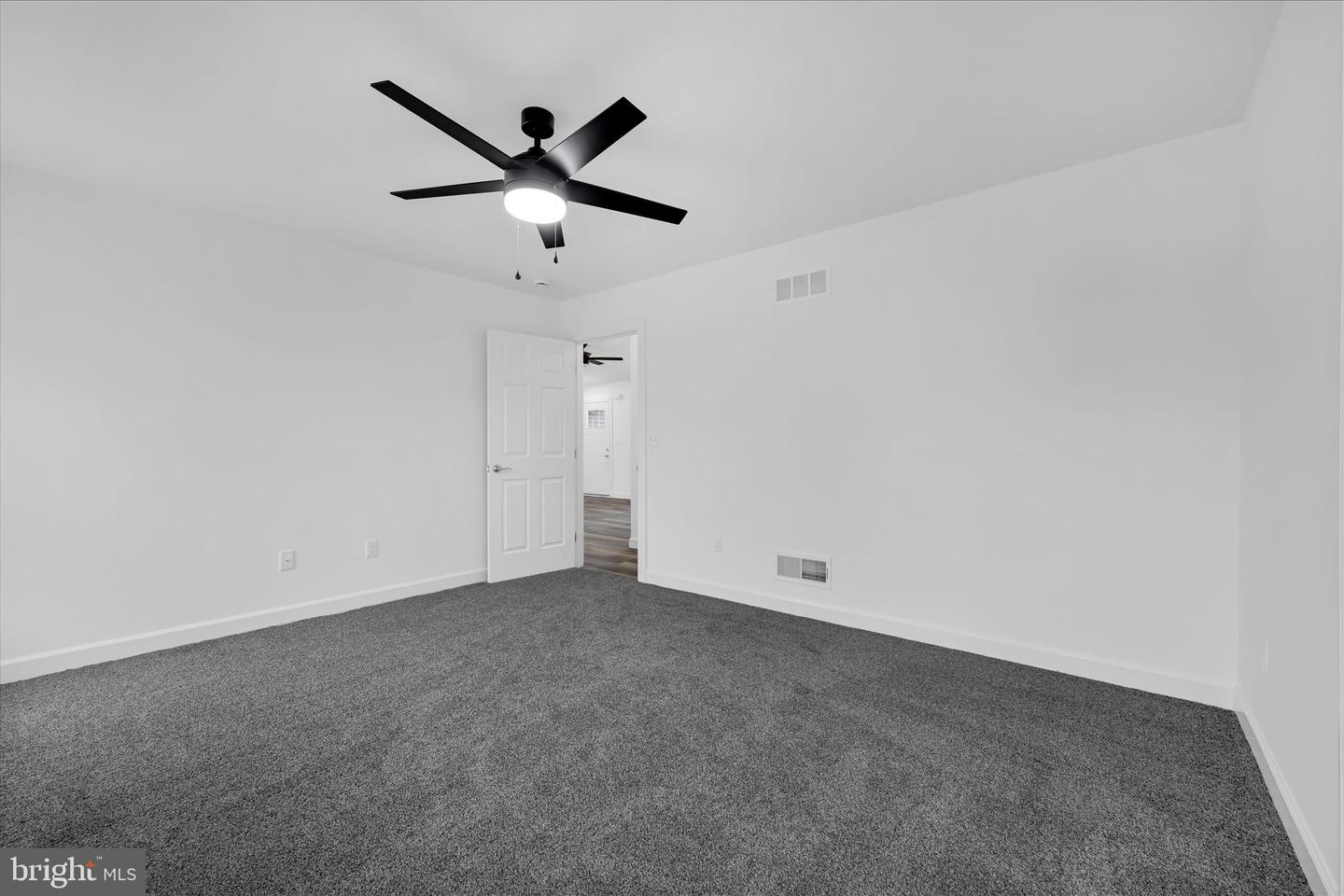 1013 Indian Dr Property Photo 22