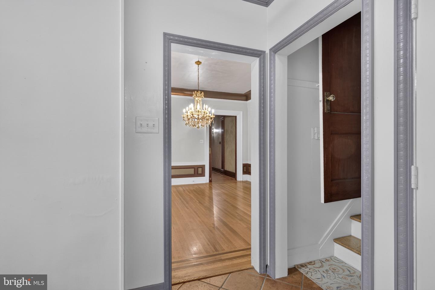 431 Centre St Property Photo 19