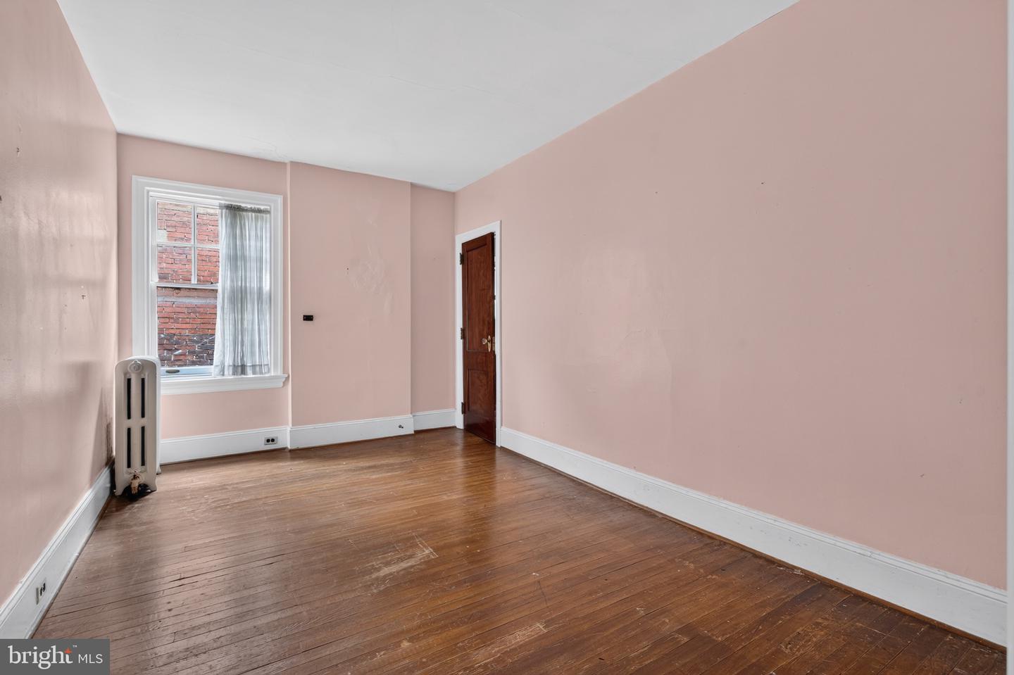 431 Centre St Property Photo 51