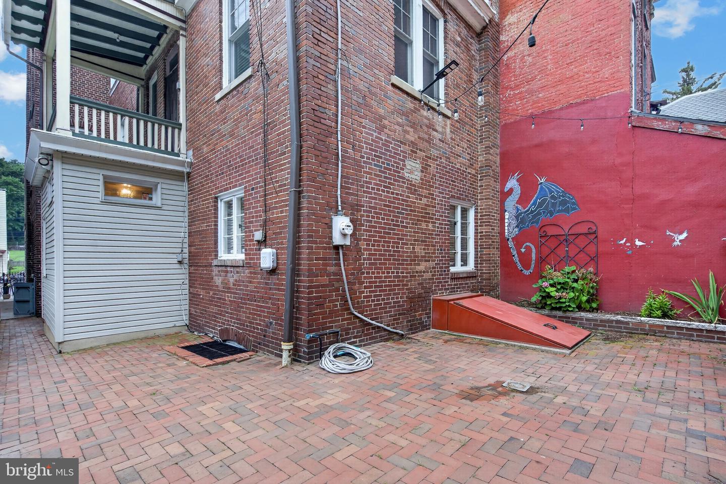 431 Centre St Property Photo 61