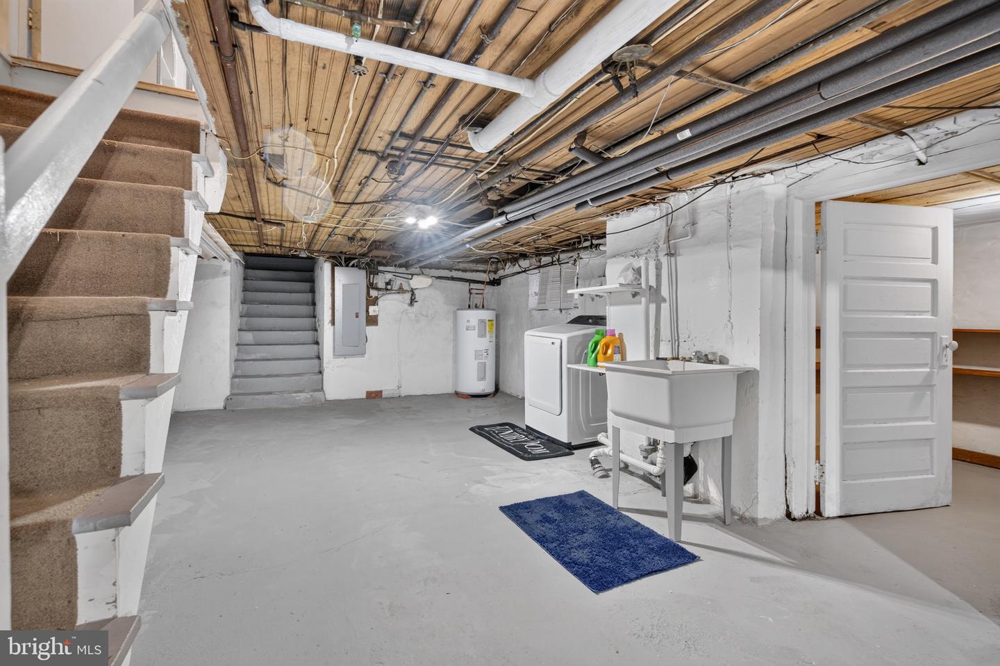 431 Centre St Property Photo 64