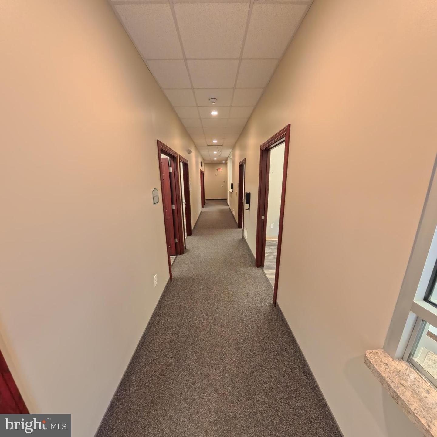 624 W Centre St Property Photo 10