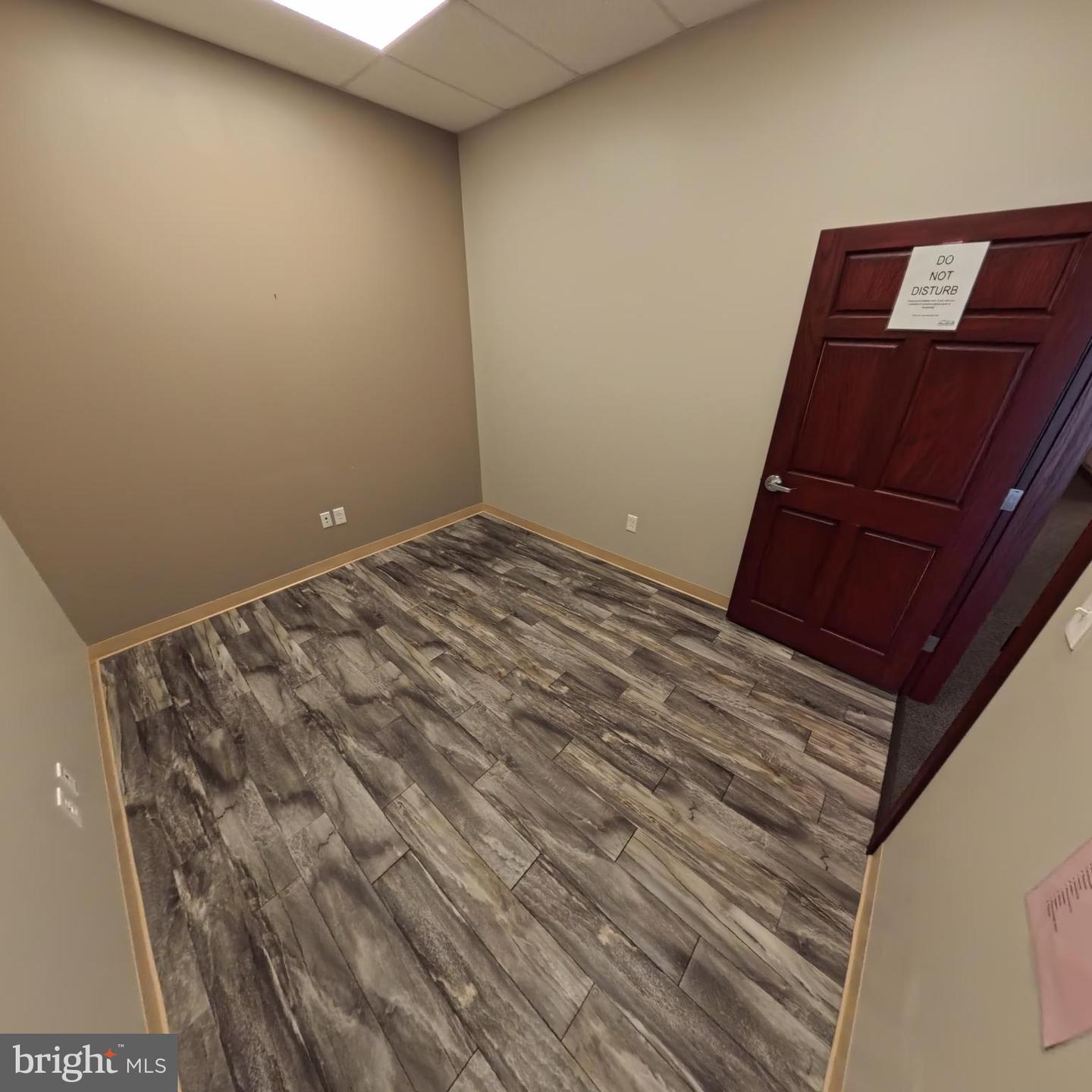 624 W Centre St Property Photo 11