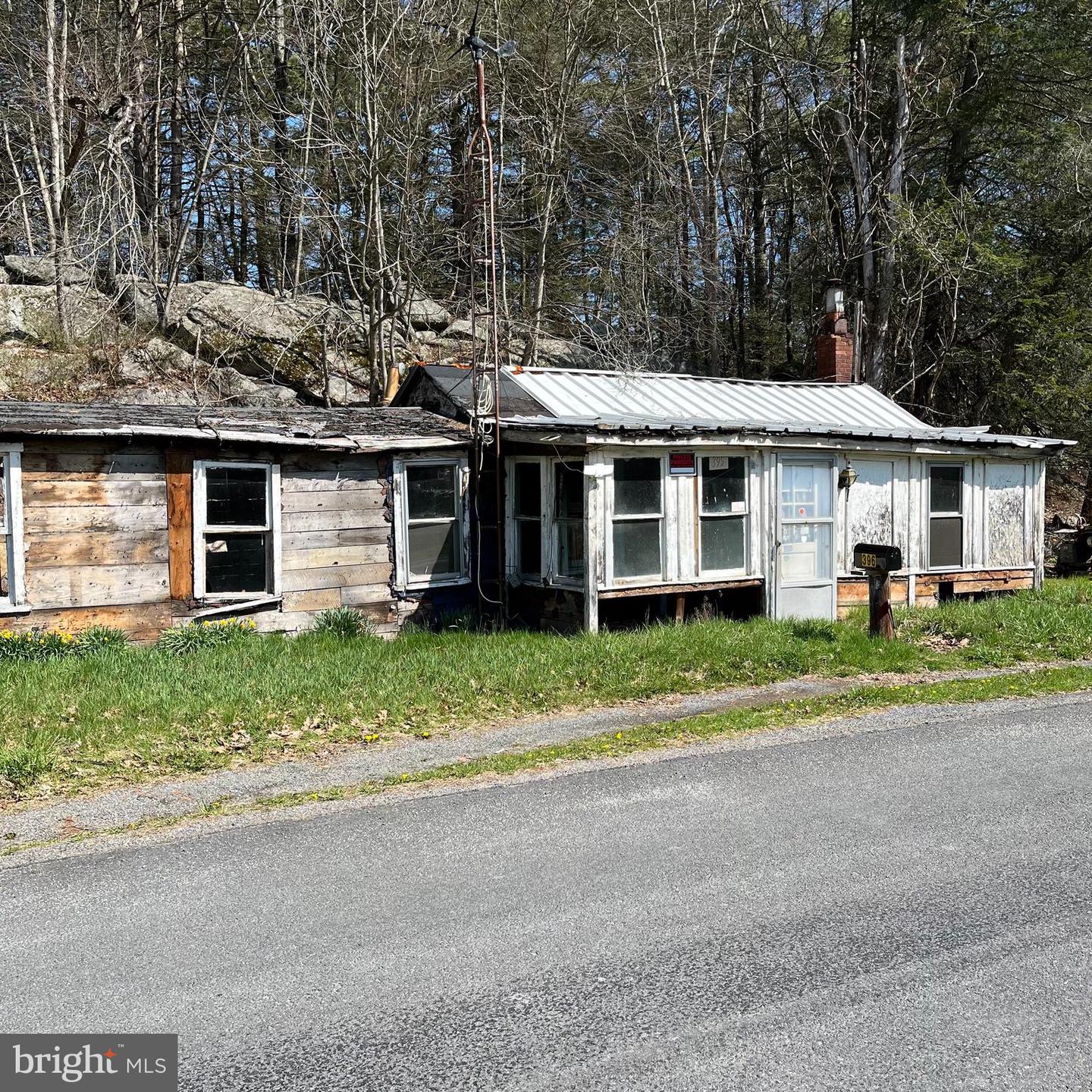 395 Lime Kiln Dr Property Photo 1