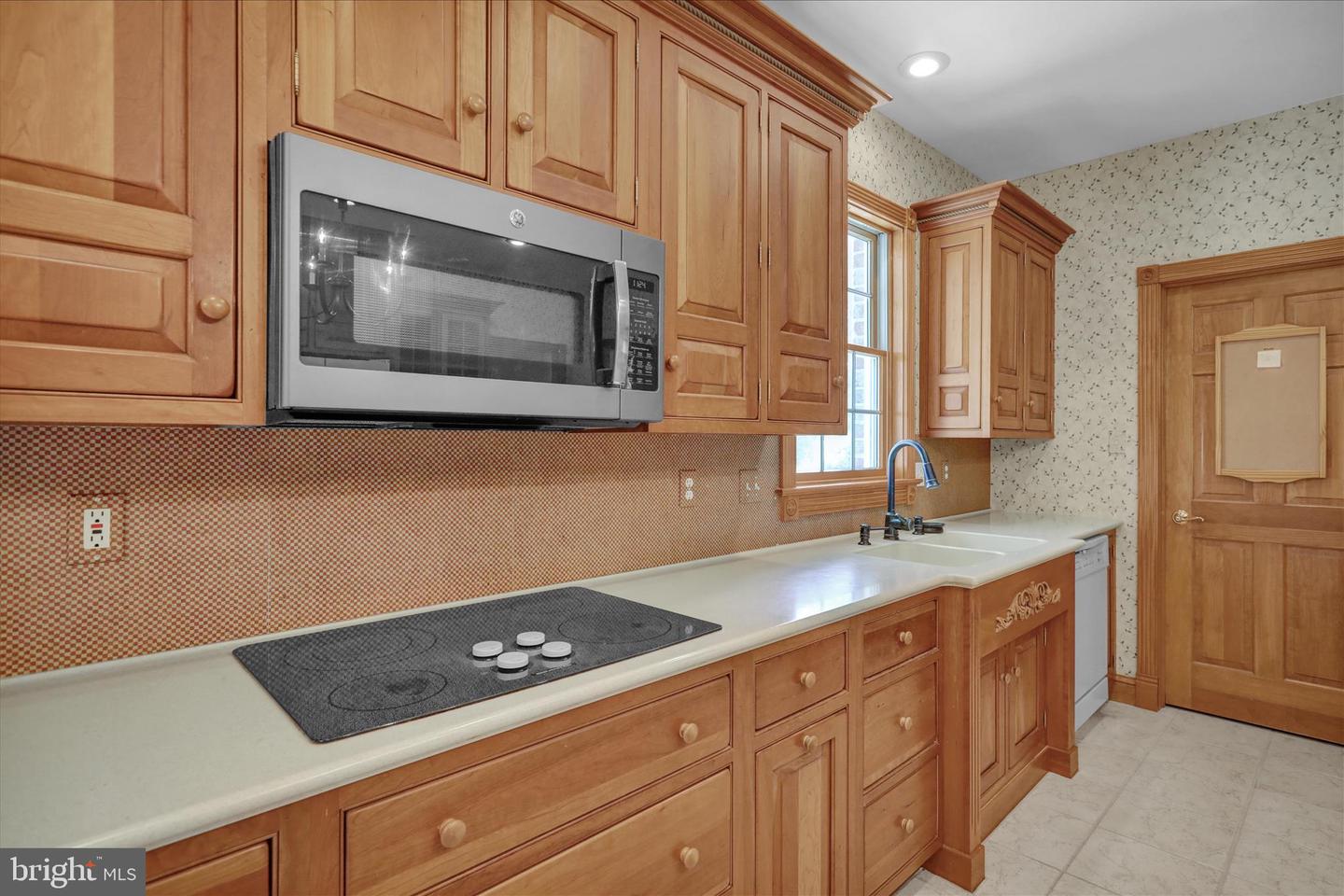 111 Church Rd Property Photo 27