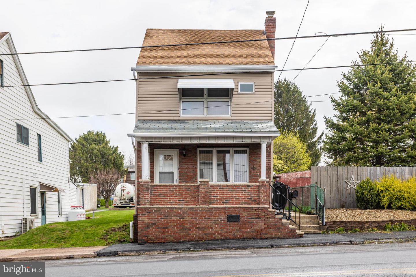 333 S LEHIGH AVE