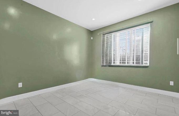 34 Golfwood Dr Property Photo 10