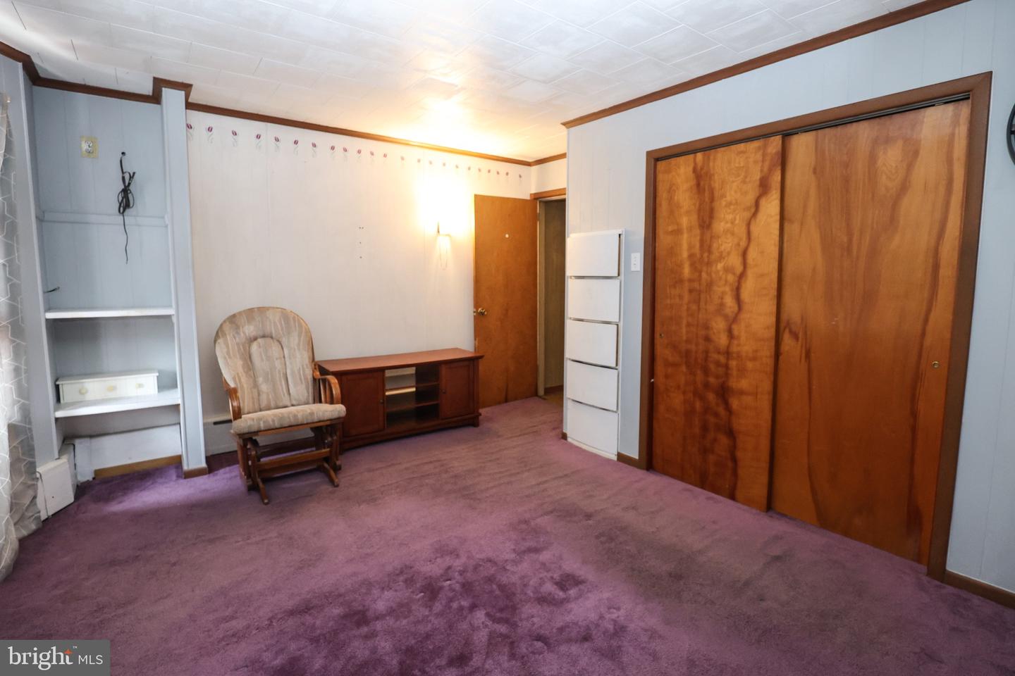320 W New York St Property Photo 19