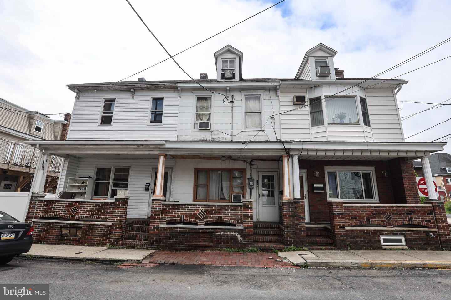 13 Lewis St Property Photo 1