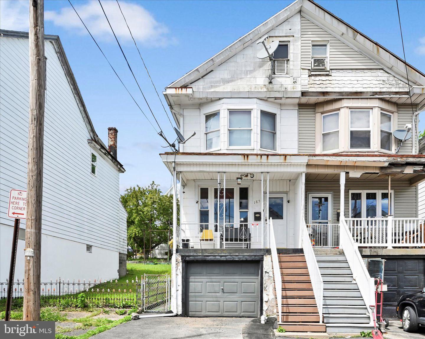 185 Virginia Ave Property Photo 1