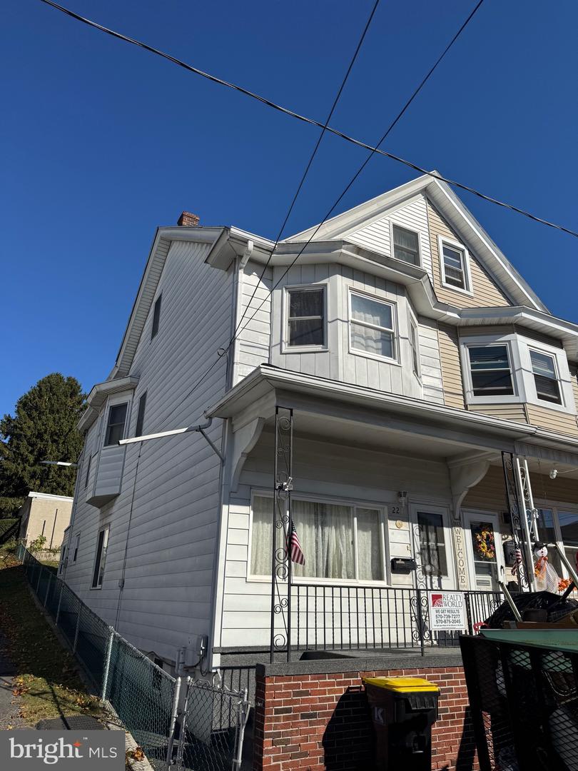 227 FLORIDA AVE