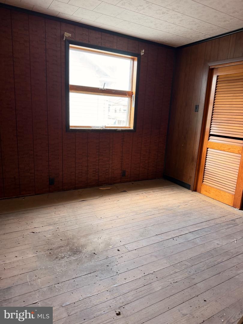 23 S Spring St Property Photo 7