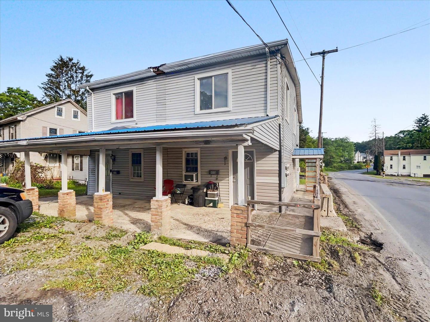 669 Main St Property Photo 1