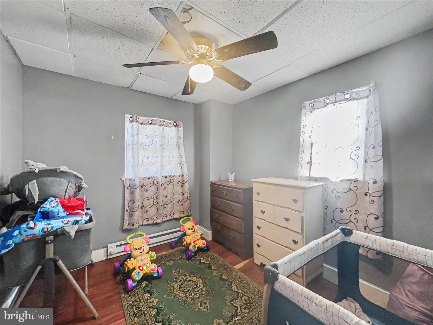 669 Main St Property Photo 5