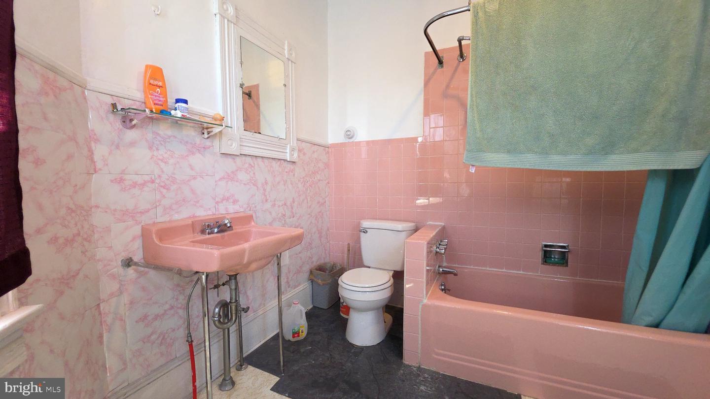 332 S Jardin Property Photo 20