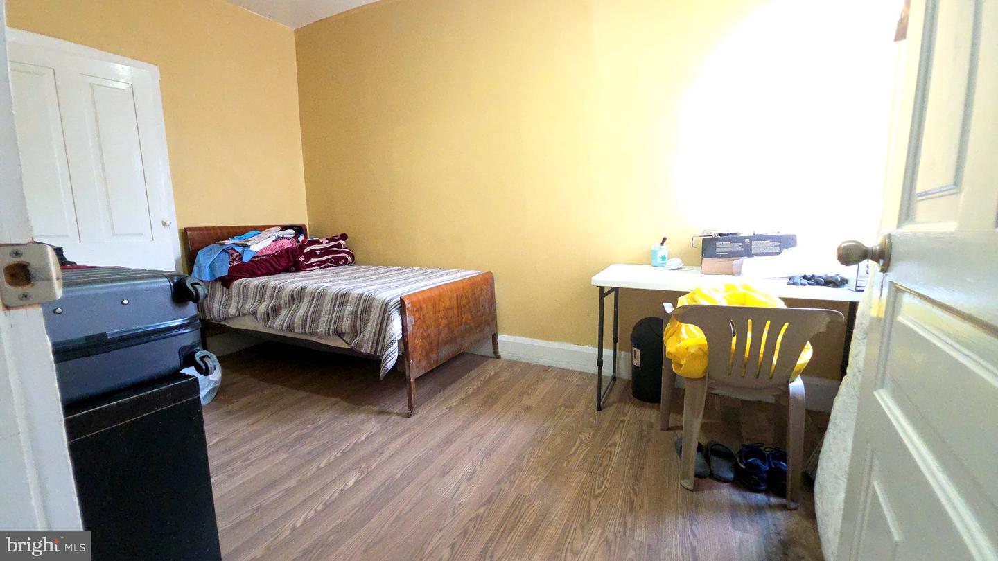 332 S Jardin Property Photo 21