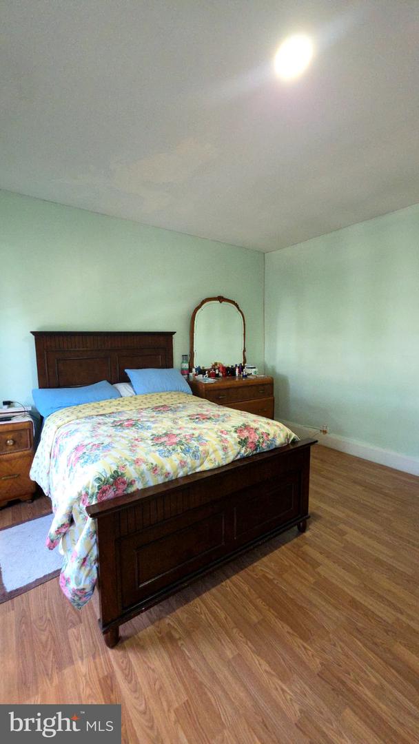 332 S Jardin Property Photo 23
