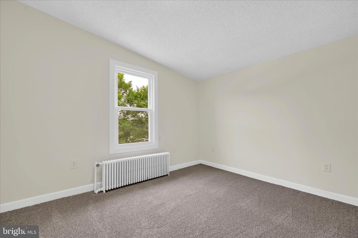 516 5th St Property Photo 16