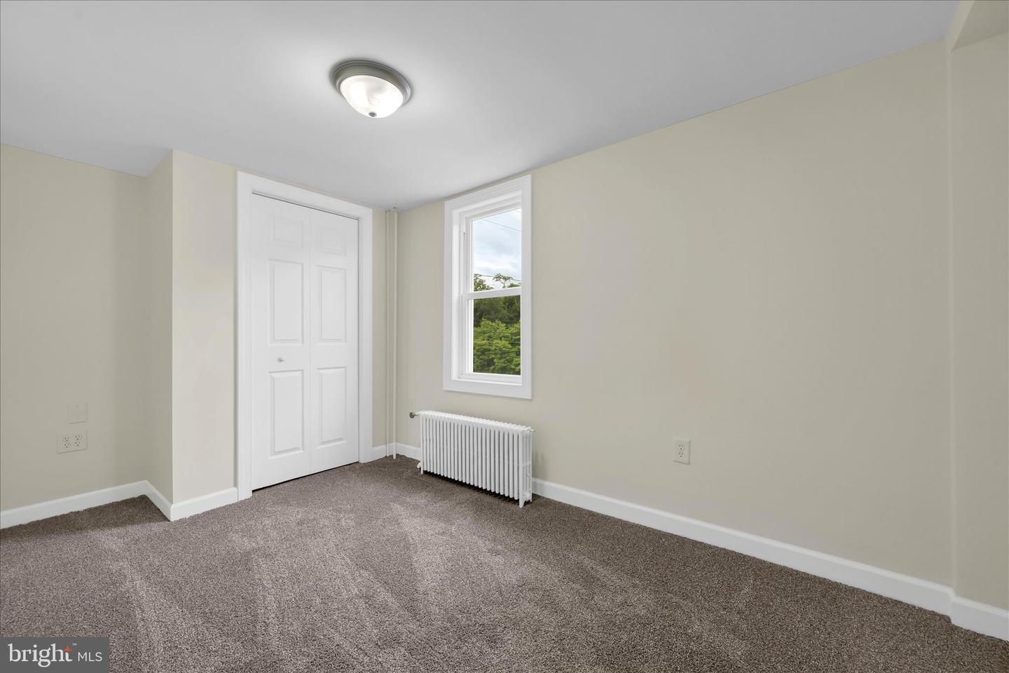 516 5th St Property Photo 17