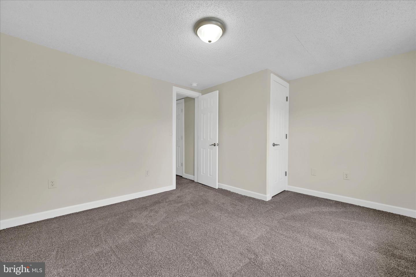 516 5th St Property Photo 20