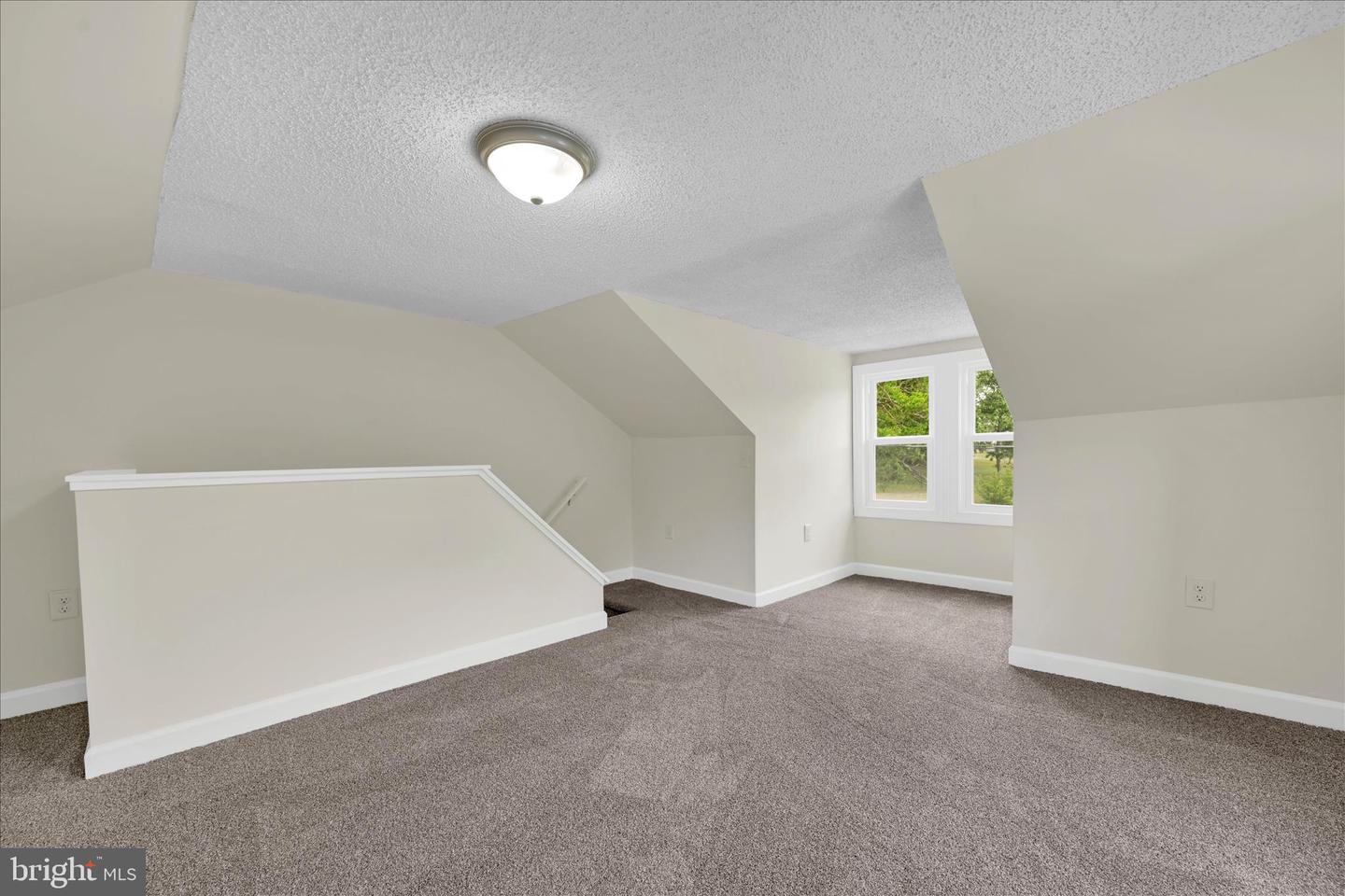 516 5th St Property Photo 22