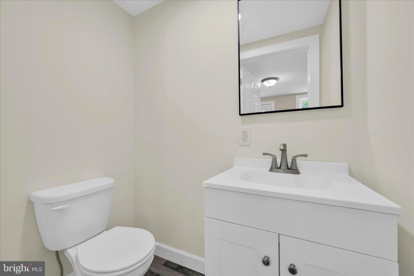 516 5th St Property Photo 23