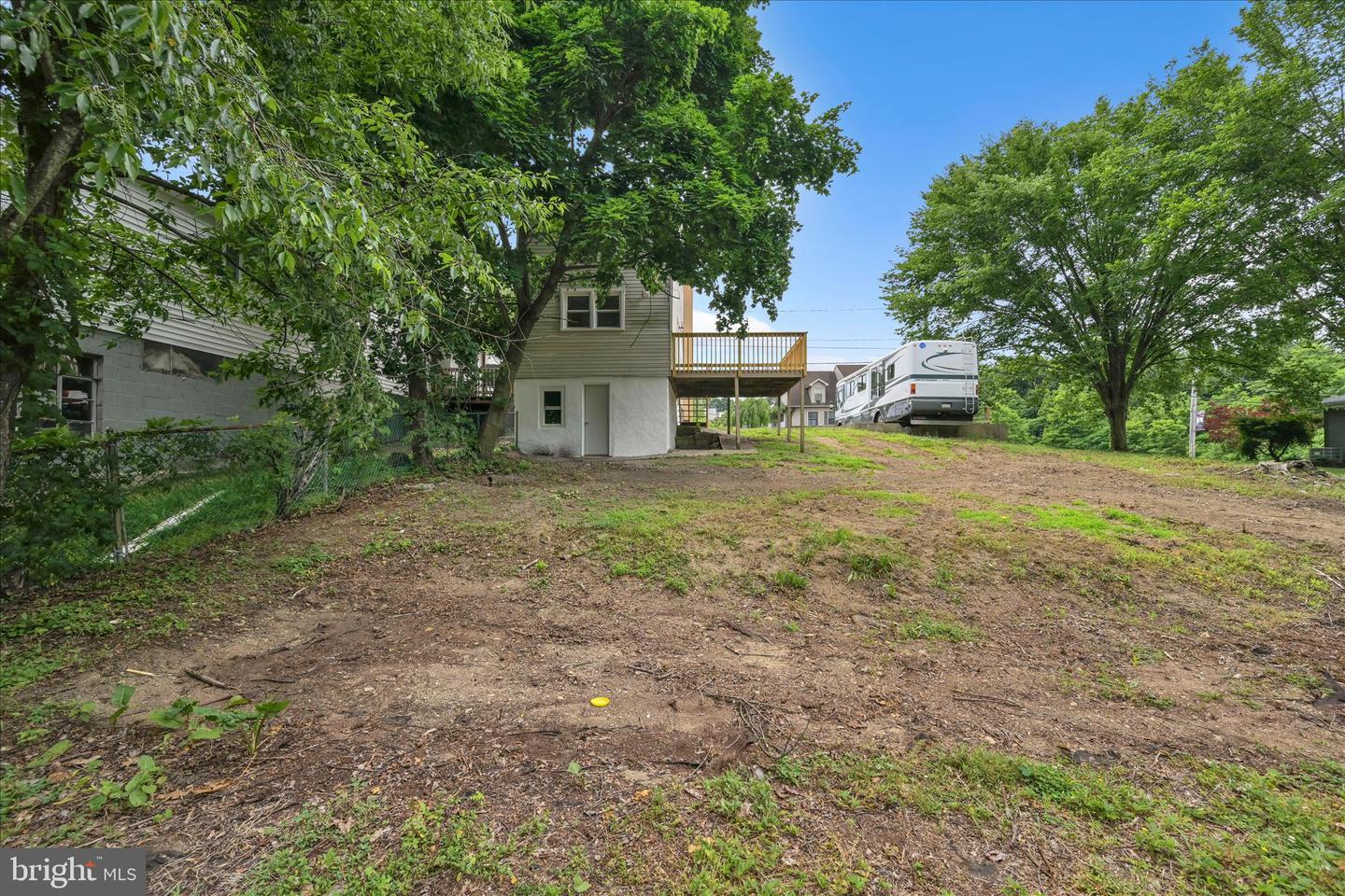 516 5th St Property Photo 29