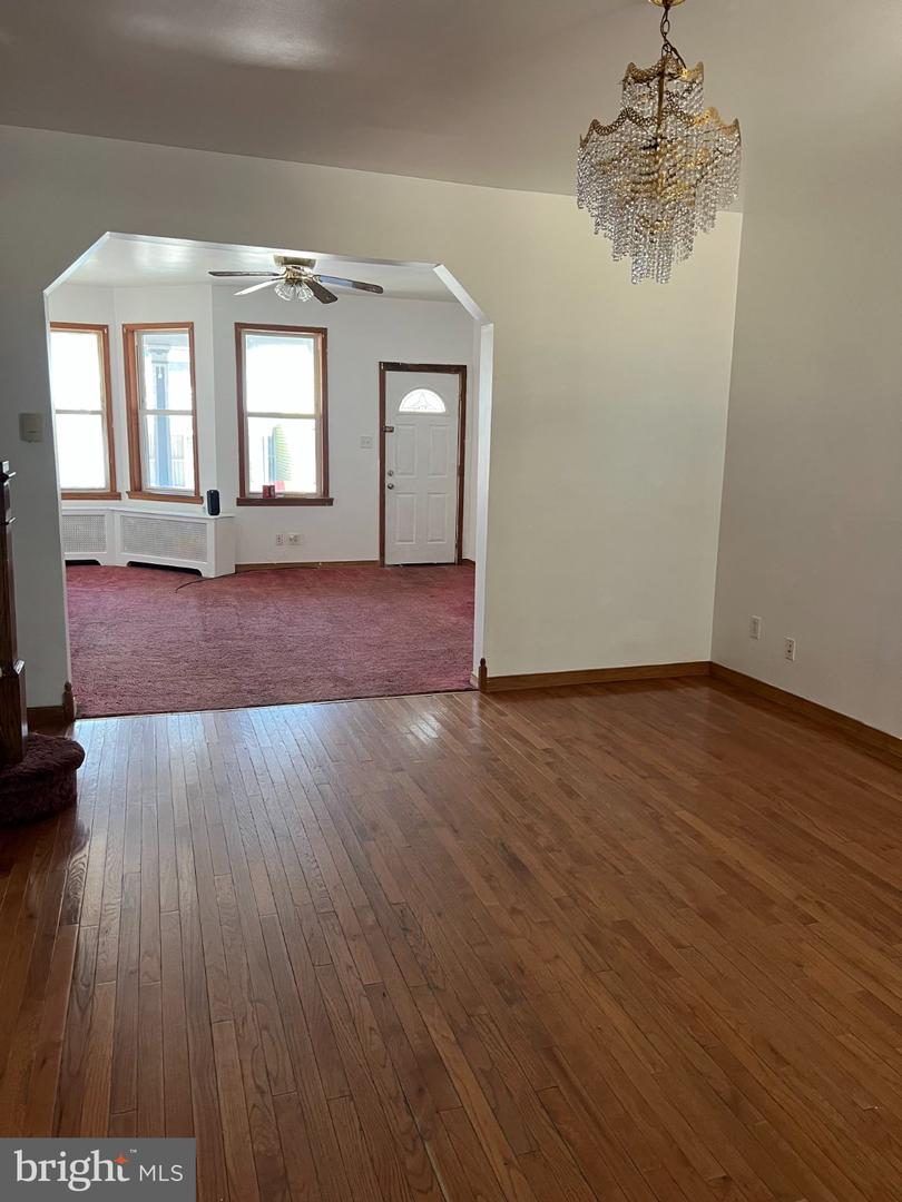 1653 W Norwegian St Property Photo 8