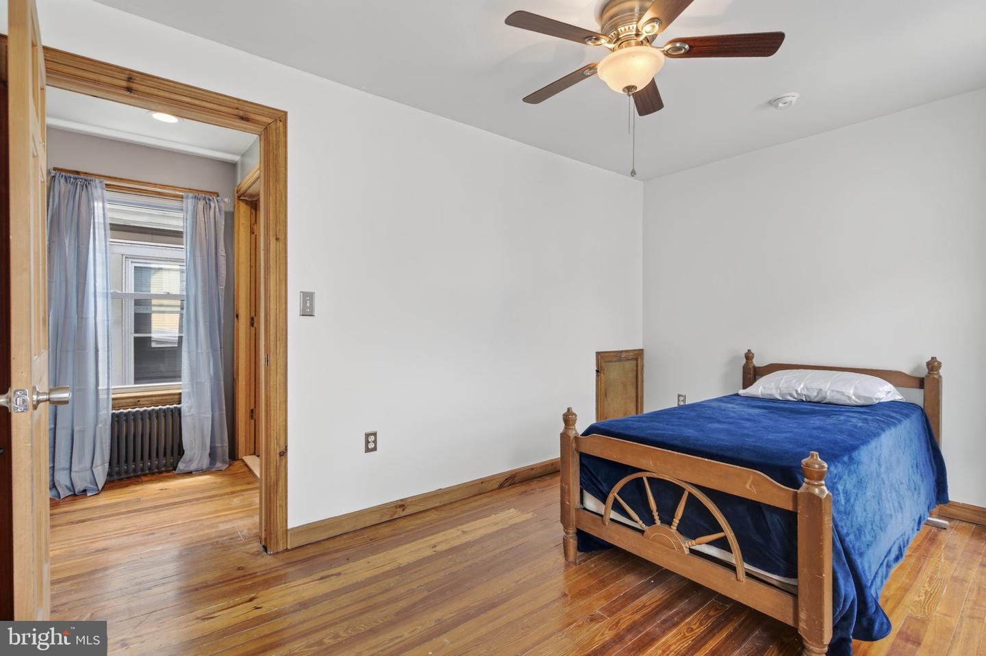 43 E Phillips St Property Photo 30