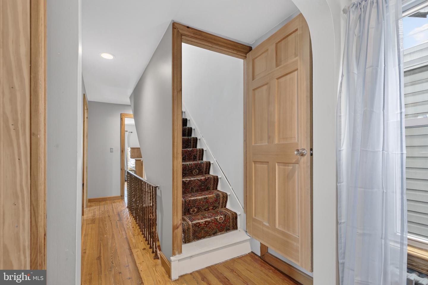 43 E Phillips St Property Photo 37