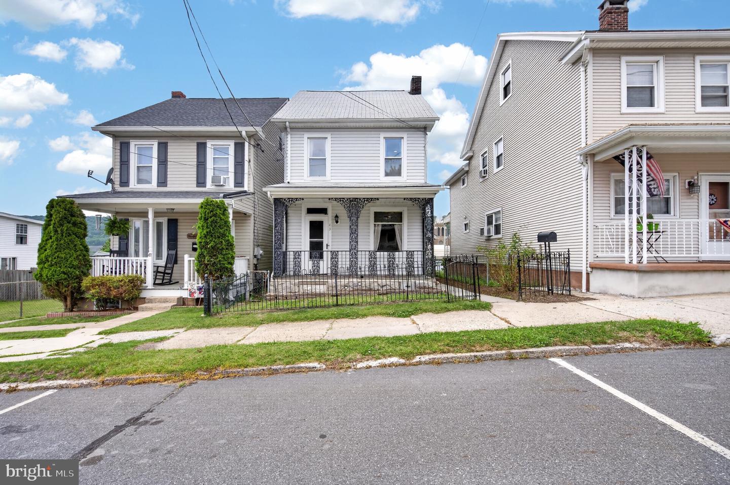 43 E Phillips St Property Photo 48